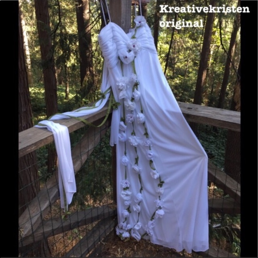 Kreativekristen original upcycled white floral evening  prom gown maxi dress - Picture 2 of 15